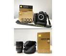 nikon-d300-nikkor-objektiv-batterieteil[2]